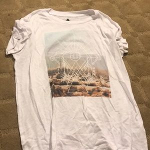 Billabong Tee shirt
